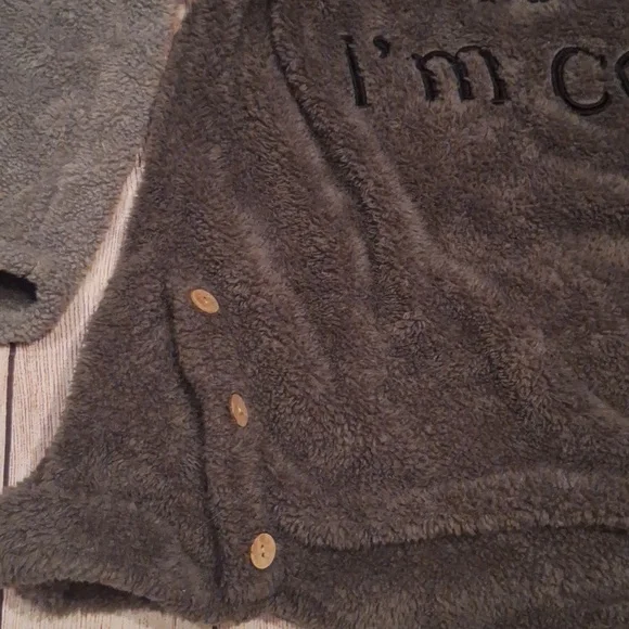 Yes, I'm cold ME 24:7 Grey Black Hoodie Sherpa Teddy Pullover Sweatshirt Large - Picture 5 of 9